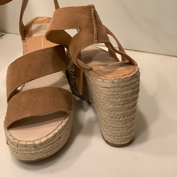 Shoes - Picture 2 of 3